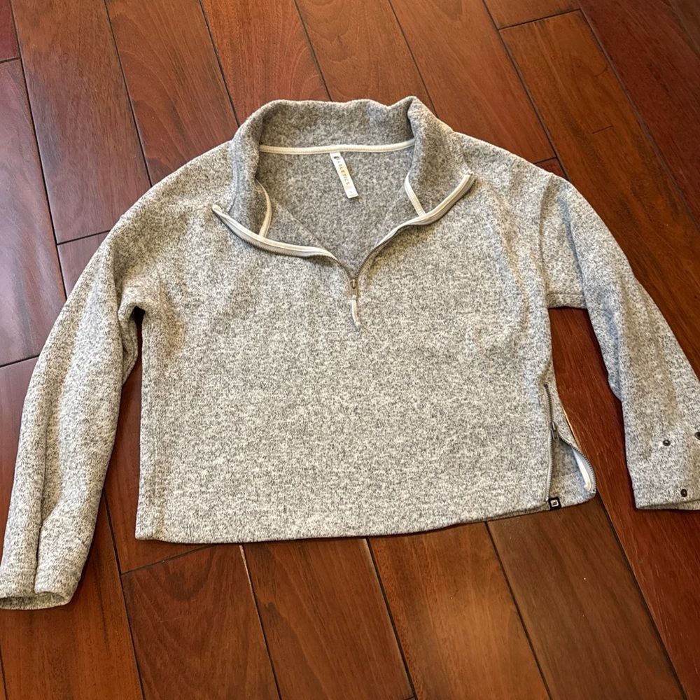 Fabletics Women’s Pullover Half Zip Cropped Grey … - image 1